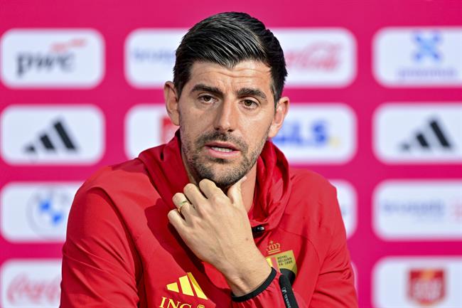 Courtois thừa nhận khả năng rời ĐT Bỉ