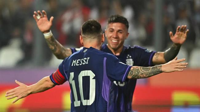 Enzo Fernandez mơ kế nhiệm băng đội trưởng của Messi ở Argentina