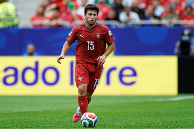 Joao Neves chia nửa buồn vui sau trận ra quân của tuyển Bồ Đào Nha