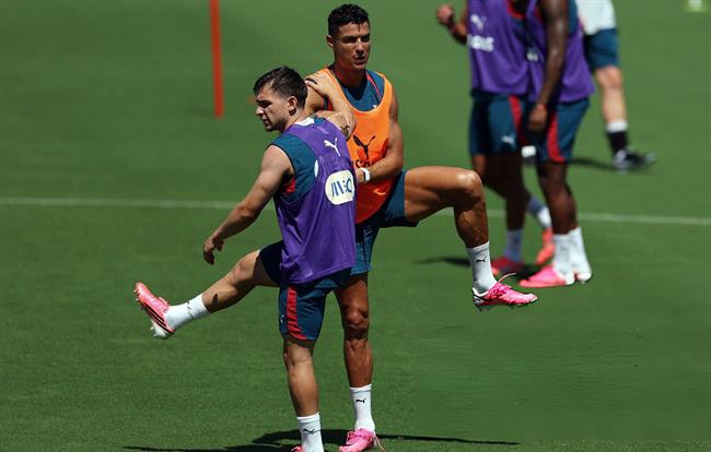 Conceicao Cầu thủ Bồ Đào Nha không có nghĩa vụ phải chuyền cho Ronaldo 1 Conceicao Cầu thủ Bồ Đào Nha không có nghĩa vụ phải chuyền cho Ronaldo 1