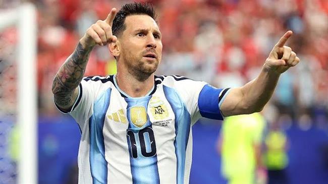 Pedri ngưỡng mộ tài năng ở tuổi 39 của Messi 1