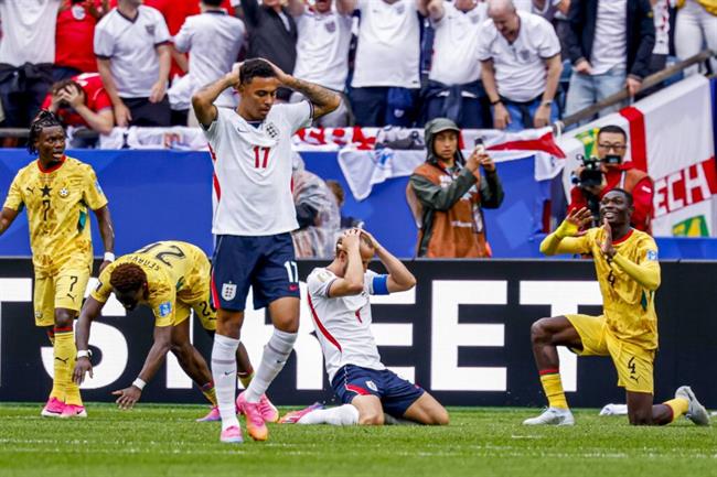 Alan Shearer cảnh báo tuyển Anh sau trận hòa Ghana