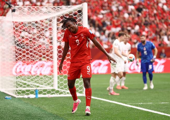 Cả thế giới đã biết Johan Manzambi là ai