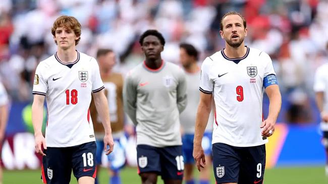 Rio Ferdinand đáp trả chỉ trích tuyển Anh sau trận hòa Ghana