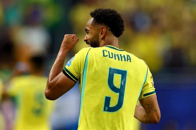 Matheus Cunha xúc động khi được Ronaldo ca ngợi