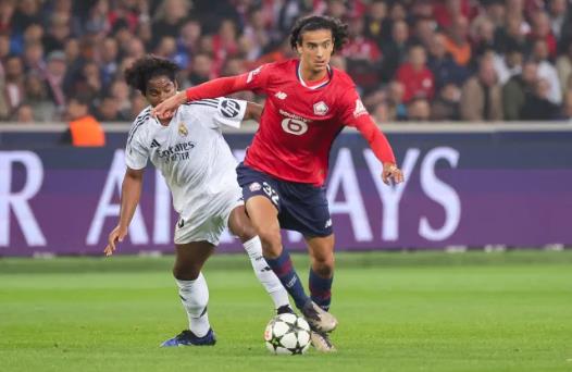 Fabrizio Romano lên tiếng vụ Man City theo đuổi Ayyoub Bouaddi