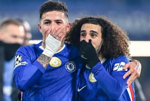 Joe Cole chỉ trích dữ dội Marc Cucurella