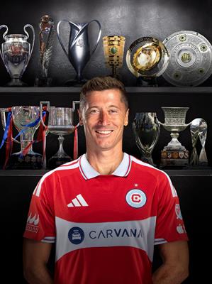 Lewandowski chính thức chuyển tới MLS đối đầu Messi, Muller 1