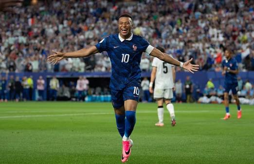 Zlatan Ibrahimovic hết lời khen ngợi ĐT Pháp và Kylian Mbappe