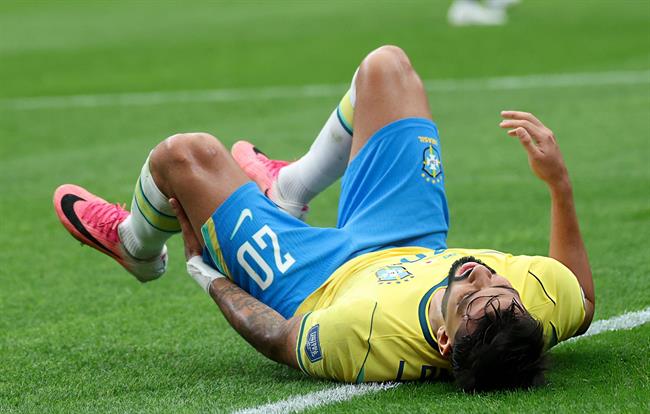 ĐT Brazil đón thêm ca chấn thương sau trận thắng Nhật Bản 1