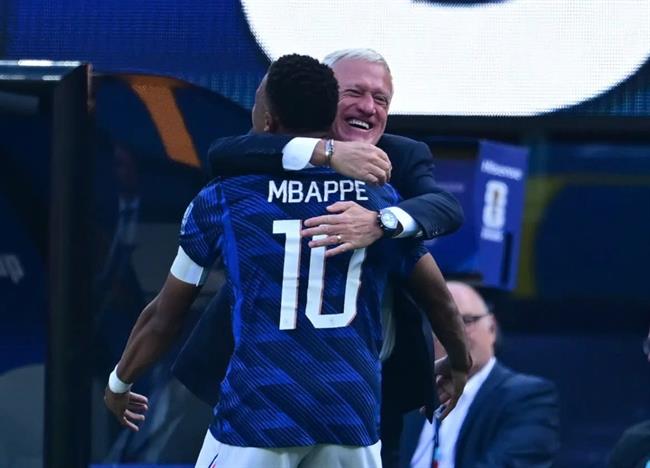 Mbappe tri ân Didier Deschamps trong ngày chia tay World Cup 1 Mbappe tri ân Didier Deschamps trong ngày chia tay World Cup 1