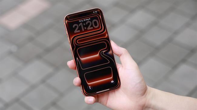 Nâng cấp thiết bị Apple năm 2026: nên ưu tiên iPhone 17 hay chờ một chiếc MacBook mới?