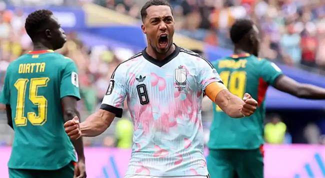 Bỉ viết lại lịch sử World Cup bằng chiến thắng trước Senegal"