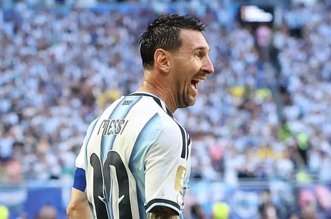 Messi phản hồi quyết định gây tranh cãi của VAR sau chiến thắng của Argentina.