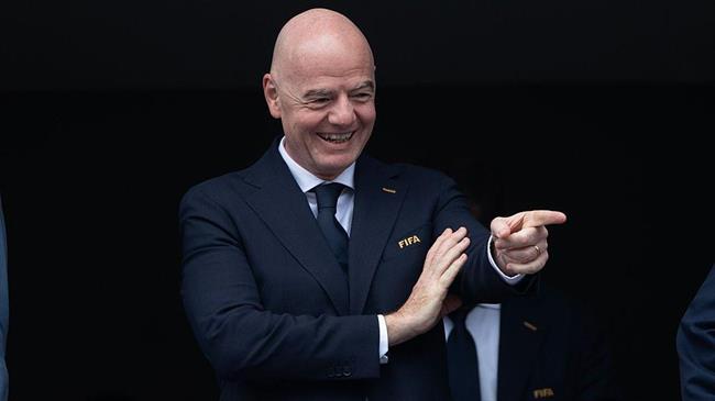 Donald Trump cảnh báo về việc phản đối chủ tịch FIFA