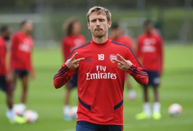 Nacho Monreal chỉ ra những bản hợp đồng hoàn hảo cho Arsenal
