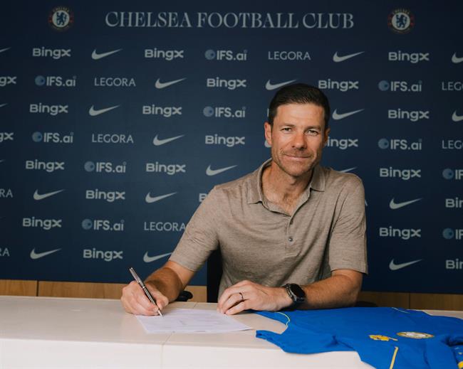 Xabi Alonso có buổi tập đầu tiên cùng Chelsea