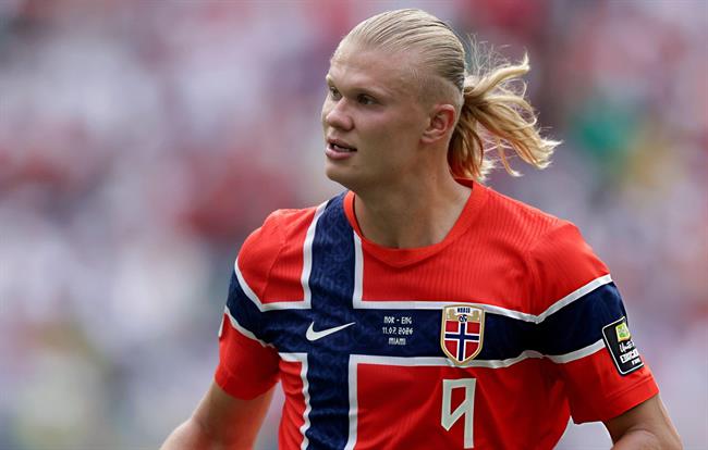 Erling Haaland và 40 ngày biến giấc mơ Na Uy thành hiện thực