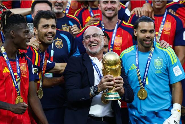 Cám ơn De la Fuente vì đã đưa Tiki-taka trở lại với hào quang rực rỡ