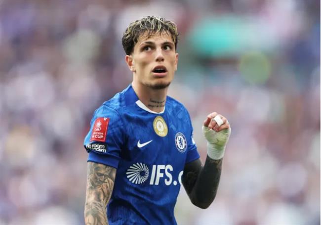Aston Villa gửi đề nghị chiêu mộ Alejandro Garnacho