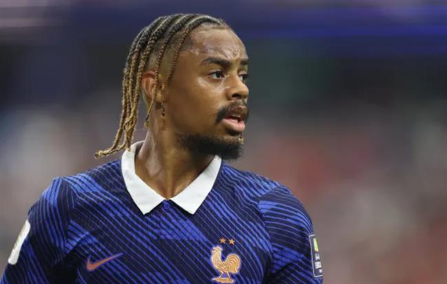 PSG đòi số tiền siêu khủng vụ Bradley Barcola