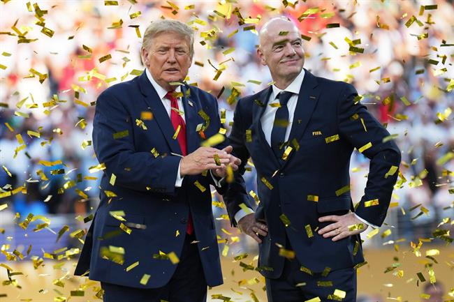 World Cup đã kết thúc, nhưng cuộc chiến của Infantino mới đầu