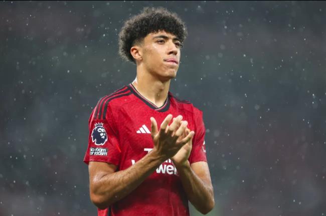 Everton chiêu mộ tiền đạo của MU