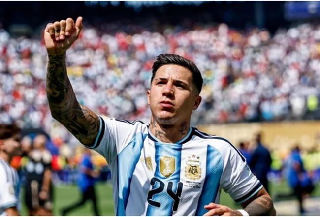 MU có thể vô địch NHA nếu có Enzo Fernandez trong đội hình