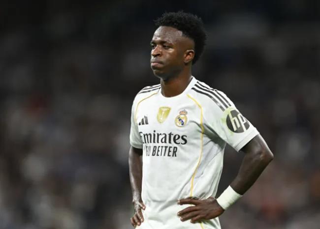 John Obi Mikel chế giễu Arsenal vụ Vinicius Junior