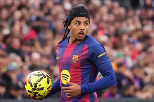 Barca sẵn sàng bán Jules Kounde cho Arsenal