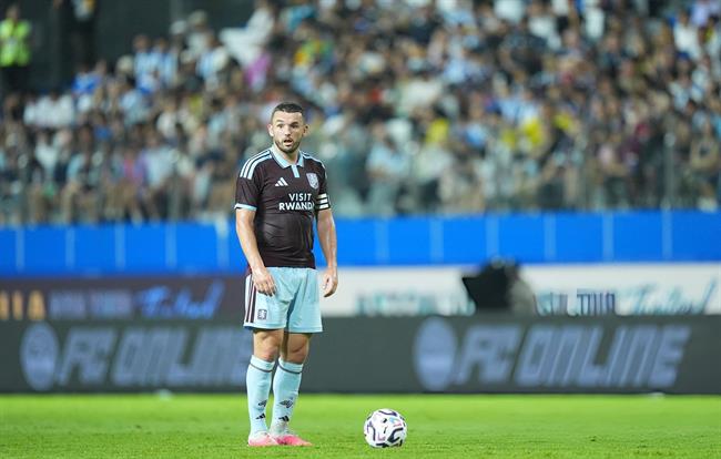 Aston Villa tự tin cạnh tranh dù trải qua mùa hè biến động