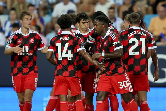 Fulham bỏ trận giao hữu với Malaga vì phải đá penalty