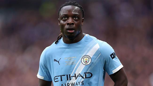 Jeremy Doku chính thức gia hạn hợp đồng với Man City