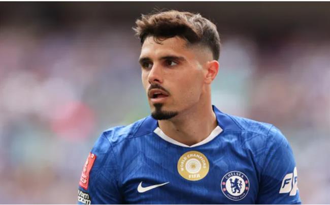 Chelsea tăng giá bán Pedro Neto lên gần 100 triệu bảng