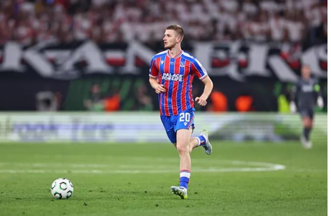 Paul Scholes và Wes Brown thất vọng khi MU bỏ qua Adam Wharton