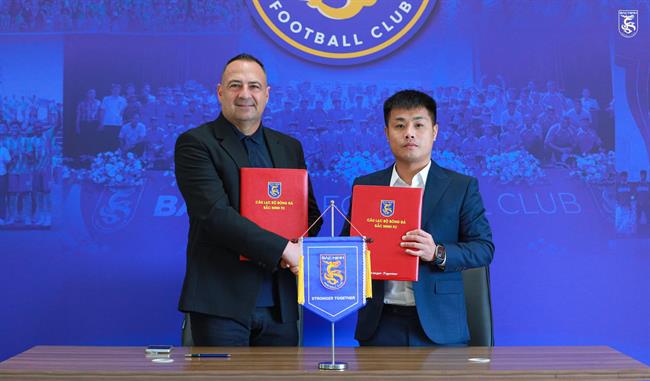 CLB Bắc Ninh giữ chân HLV trưởng trước thềm V.League 2026/27
