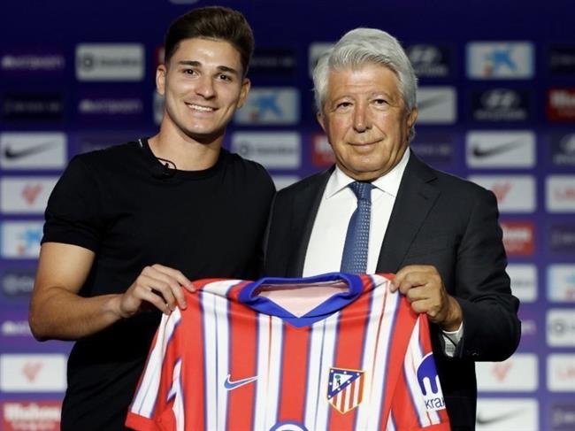 Julian Alvarez vắng mặt ở trận mở màn La Liga của Atletico Madrid