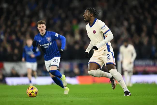 Chelsea tiếp tục cho mượn Axel Disasi