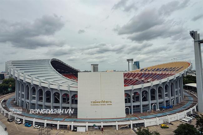 Bangkok mưa lớn, mặt sân Rajamangala có thể bị ảnh hưởng