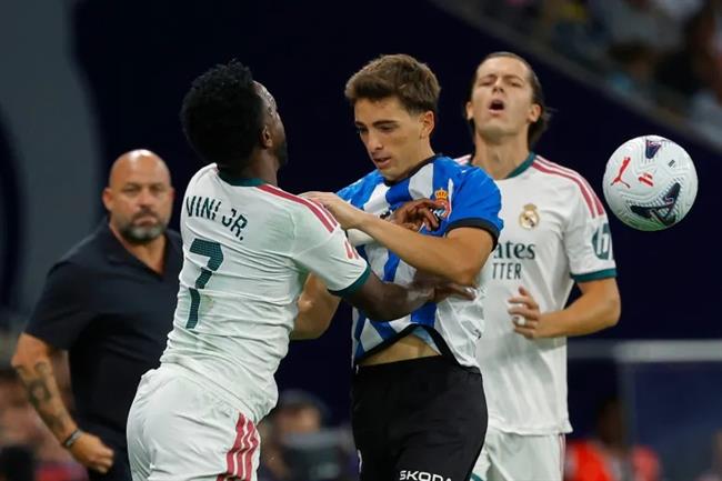 Mourinho bảo vệ Vinicius Junior sau trận thắng Espanyol