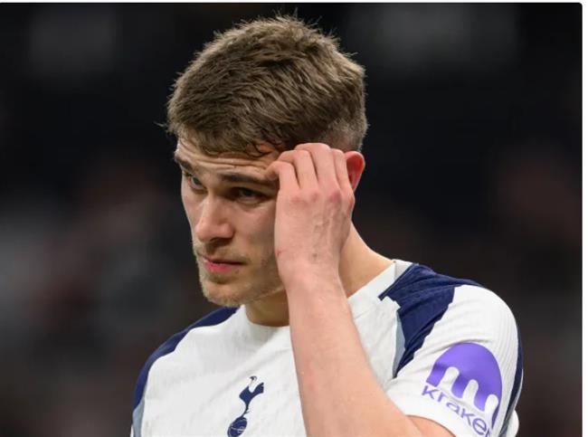 Nhận định Tottenham vs Charlton (1h45 ngày 278, Cúp Liên đoàn Anh) 1