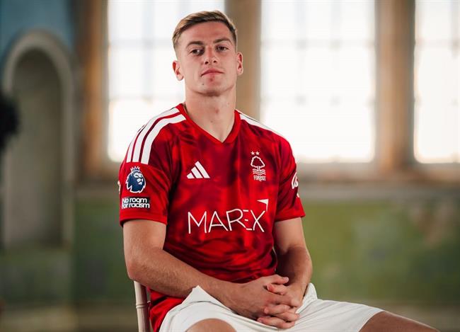 Nottingham Forest chiêu mộ Liam Delap với giá 50 triệu bảng