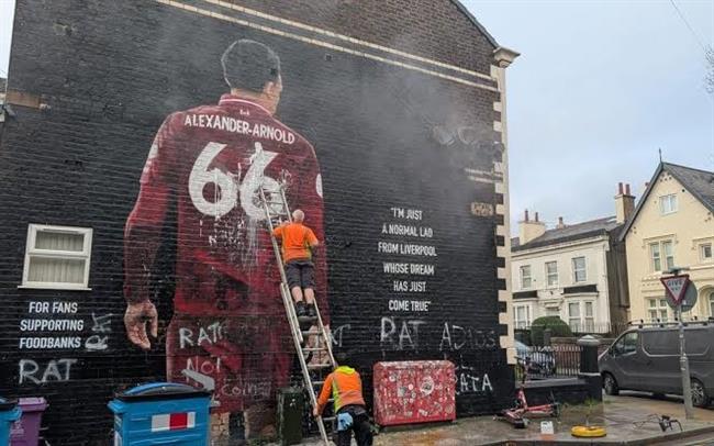 Trent Alexander-Arnold: Khi người con Liverpool rời đi, cả một hệ thống cũng phải xây lại