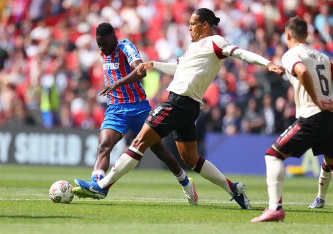 Liverpool chiêu mộ thêm Ismaila Sarr từ Crystal Palace