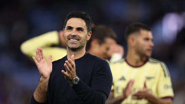Mikel Arteta đi vào lịch sử Premier League