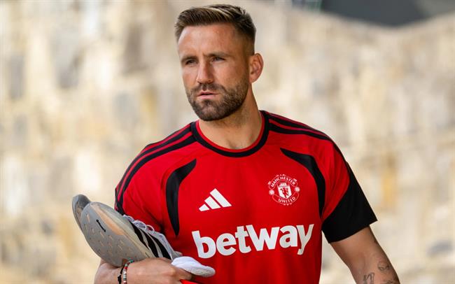 Chiến lược chuyển nhượng ba giai đoạn của Man Utd có thể khiến họ phải trả giá