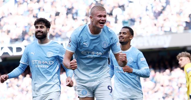 Haaland cán mốc 300 bàn thắng cấp CLB, vượt Mbappe, Ronaldo