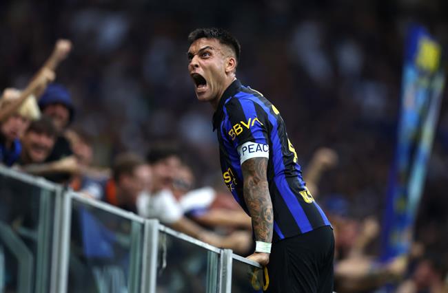 Inter ngược dòng hạ Napoli đầy kịch tính dù bị dẫn trước 2 bàn