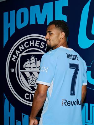 Iliman Ndiaye thẳng thừng từ chối Tottenham để tới Man City 1 Iliman Ndiaye thẳng thừng từ chối Tottenham để tới Man City 1