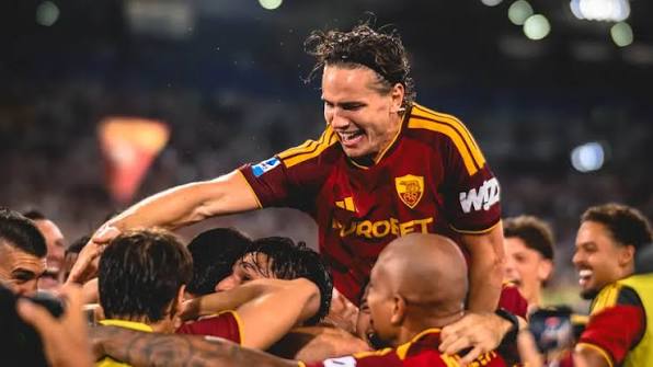 Nhận định Fenerbahce vs Roma (23h45 ngày 109) Điểm tựa sân nhà 2 Nhận định Fenerbahce vs Roma (23h45 ngày 109) Điểm tựa sân nhà 2